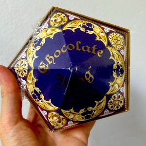 Wizarding World of Harry Potter Chocolate Frog authentic film pack collectible!